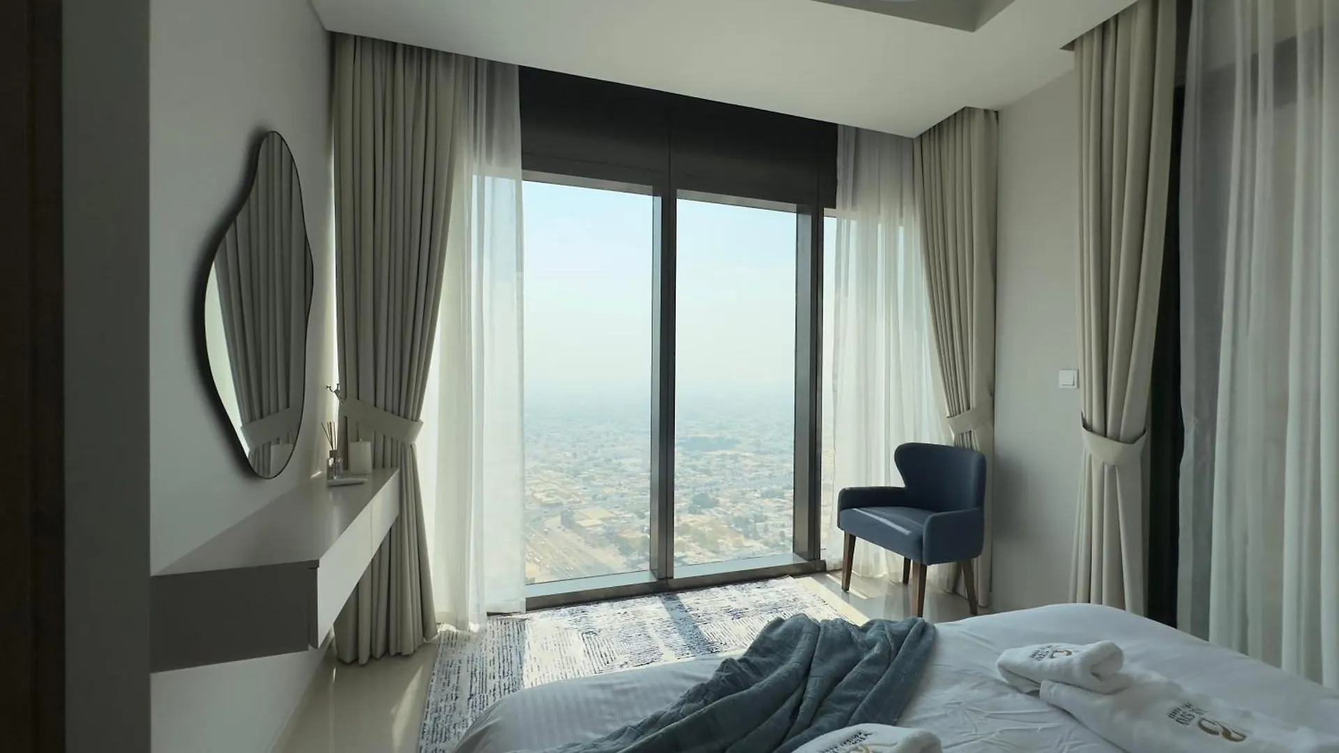 Premium 3Br W Skyline Views Luxury At Floor 50 By Vibel Apartamento Dubai