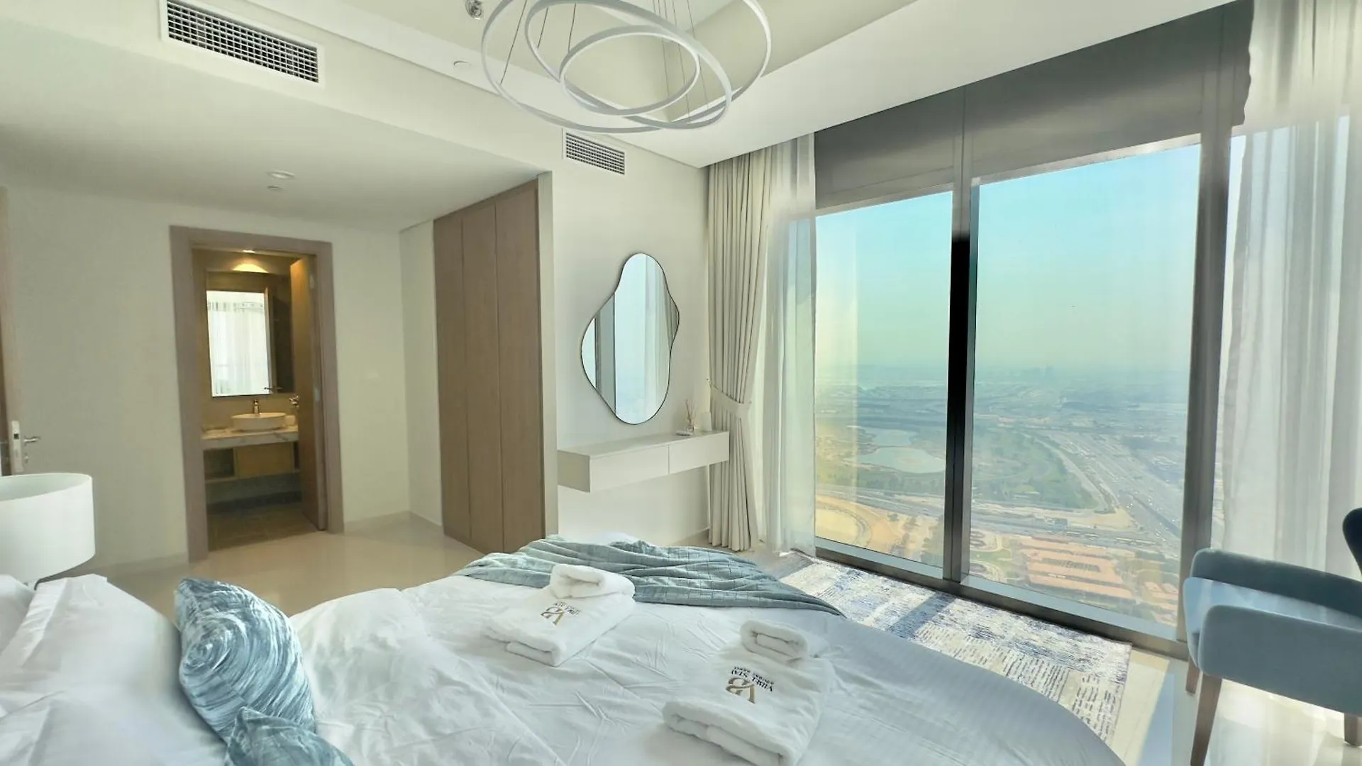 Апартаменты Premium 3Br W Skyline Views Luxury At Floor 50 By Vibel Дубай