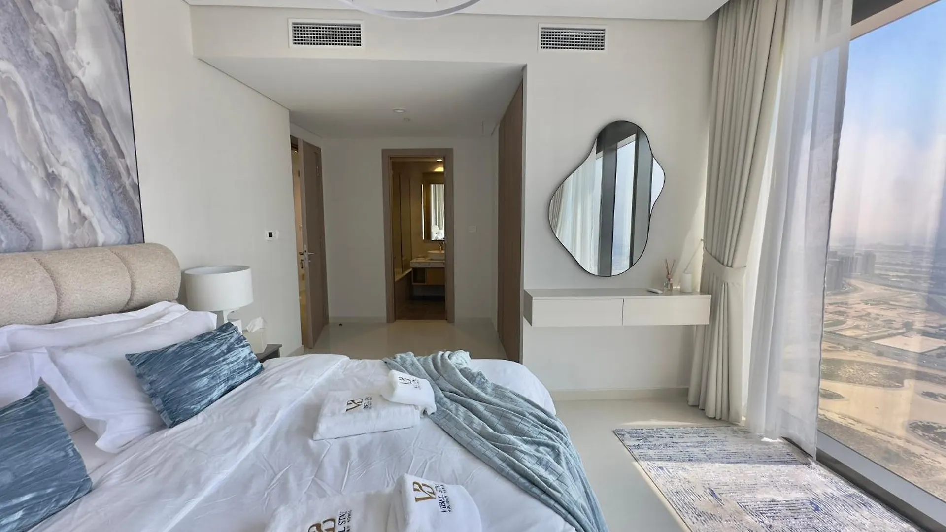 Апартаменты Premium 3Br W Skyline Views Luxury At Floor 50 By Vibel Дубай ОАЭ